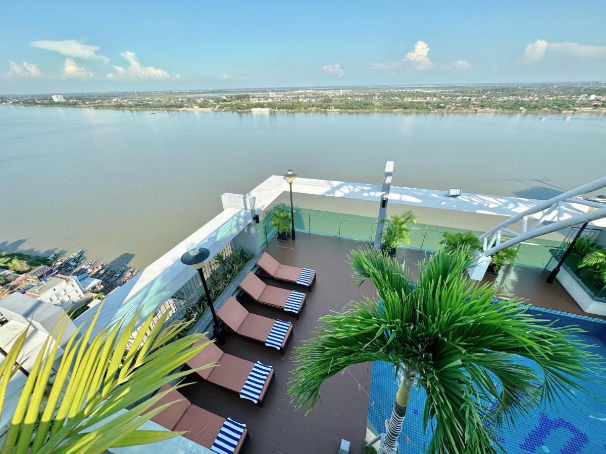 Infinity 28 Hotel And Residence Phnom-Penh Buitenkant foto