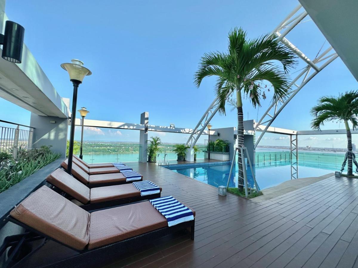 Infinity 28 Hotel And Residence Phnom-Penh Buitenkant foto