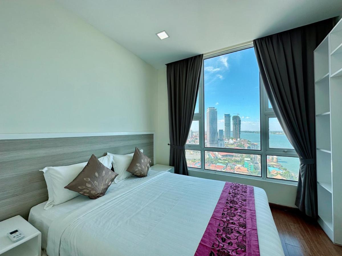 Infinity 28 Hotel And Residence Phnom-Penh Buitenkant foto