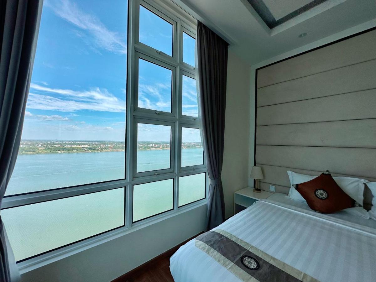 Infinity 28 Hotel And Residence Phnom-Penh Buitenkant foto